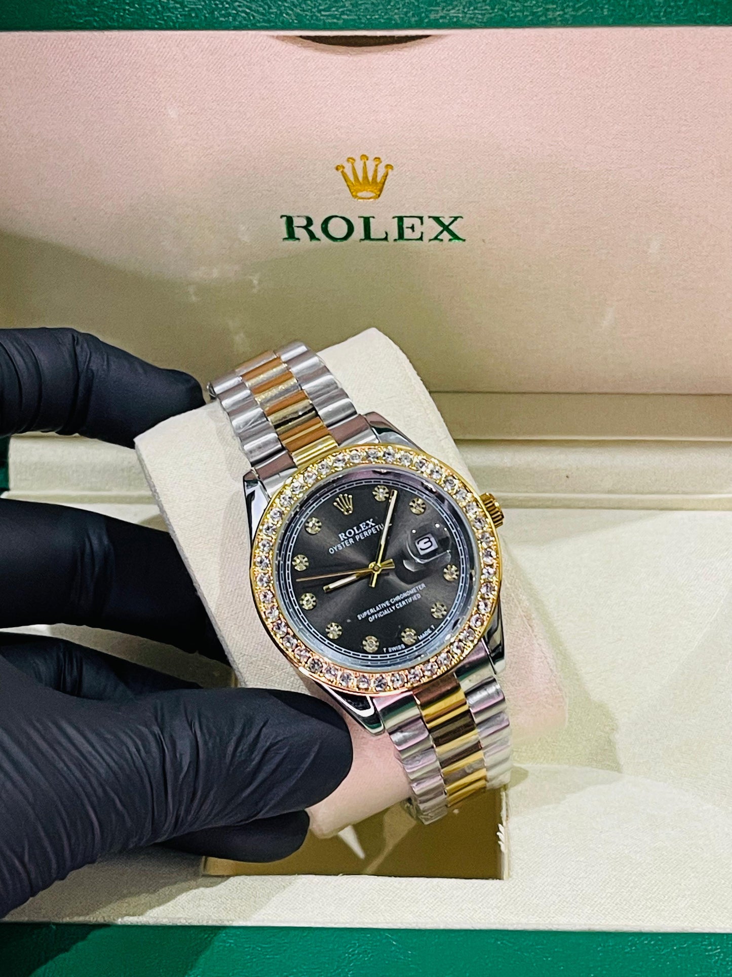 "Rolex oyster perpetual truetone with Golden dial with date"